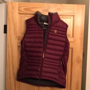 Fjall Raven Goose Down Vest